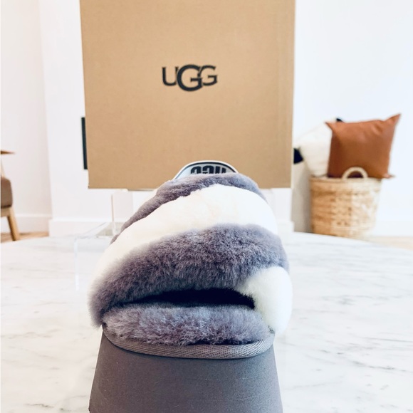New UGG Disco Stripe Slide - Picture 7 of 12